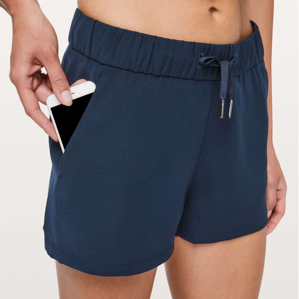 Lululemon Athletica Lululemon On the Fly Short True Navy - Picture 4 of 4